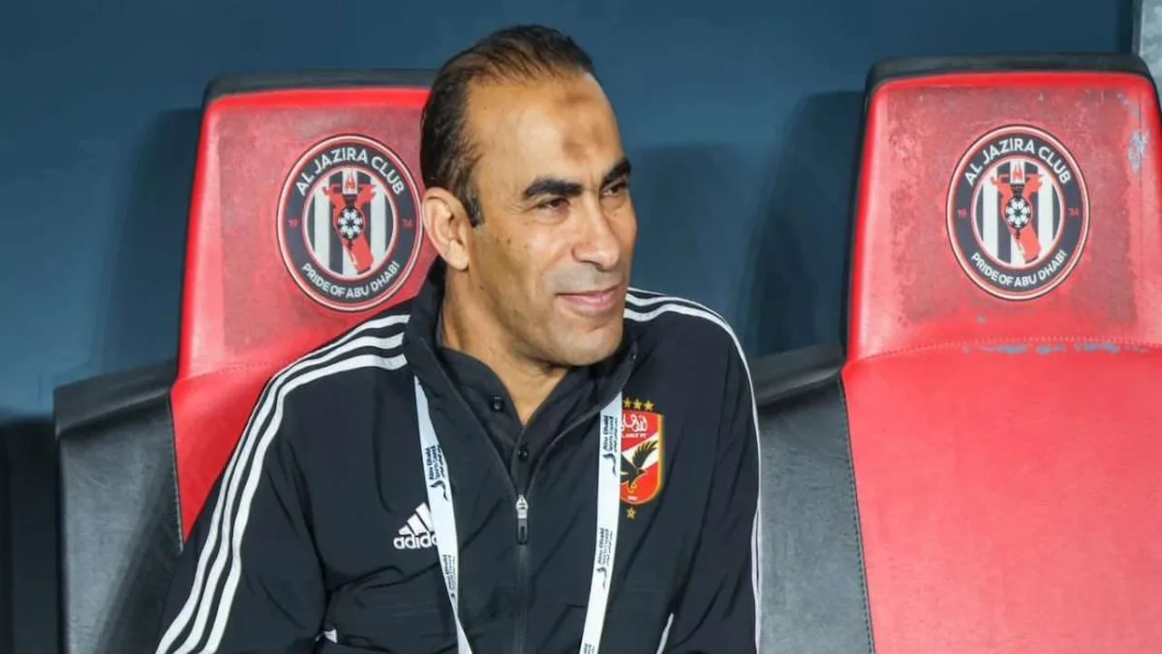 مصير ثنائي سموحة.. حقيقة تعاقد النادي الأهلي مع لاعب فلسطيني جديد